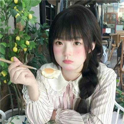 克莱尔的相机